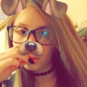 Meet your Posher, Kaitlynn